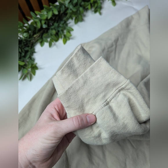 Taylor Swift Folklore Gilden Tree Crewneck Sweatshirt Size Large - Picture 4 of 10